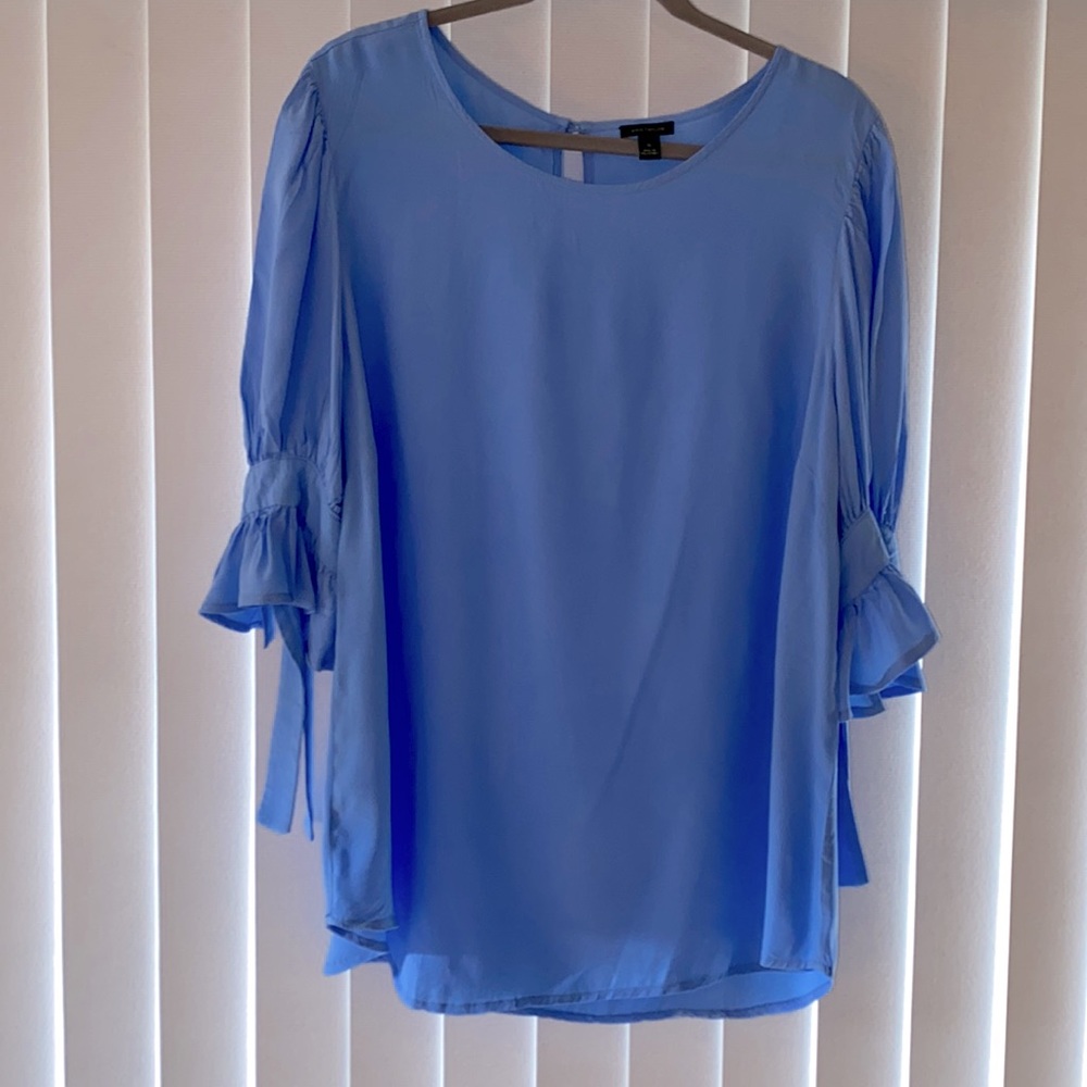 Ann Taylor blouse top blue with ties Size XL